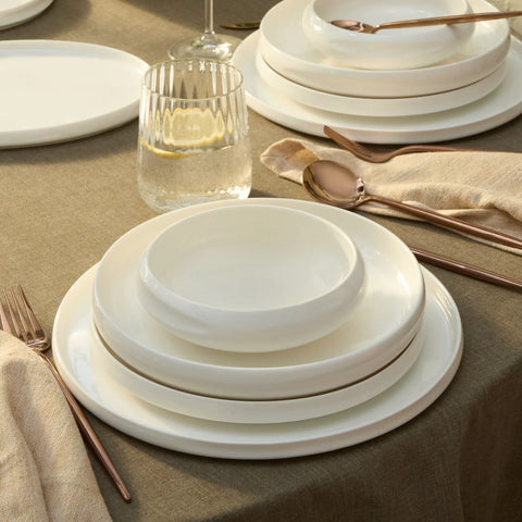 Karaca Streamline Sunset Bone China 21-Piece Dinnerware Set for 4, White