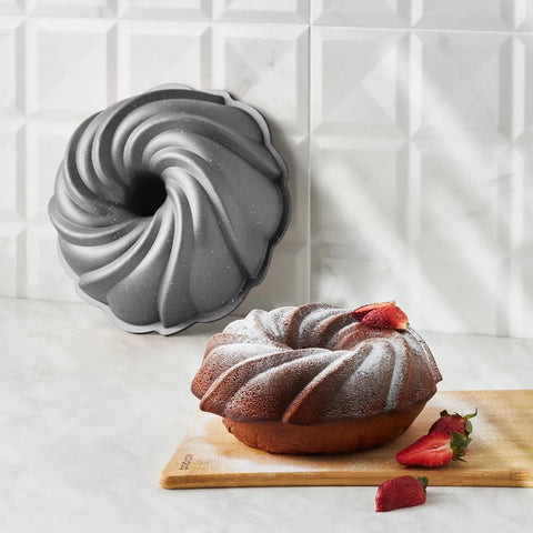 Karaca Cake Pro Aluminium Cast Decorative Bundt Cake Tin, 24cm, Anthracite