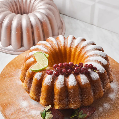 Karaca Cake Pro Lina Aluminium Cast Decorative Bundt Cake Tin, 25.5cm, Rosegold